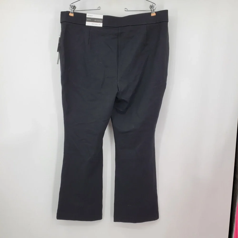 NWT Rafaella The Boot High Rise Slimming Bootcut Pants Black Plus 1X Career
